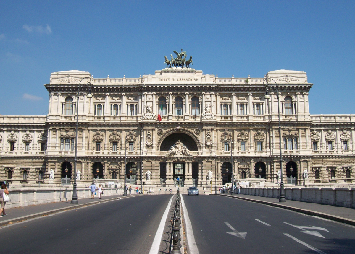 Palazzo_di_Giustizia_Cassazione_inseminazione artificiale e licenziamento